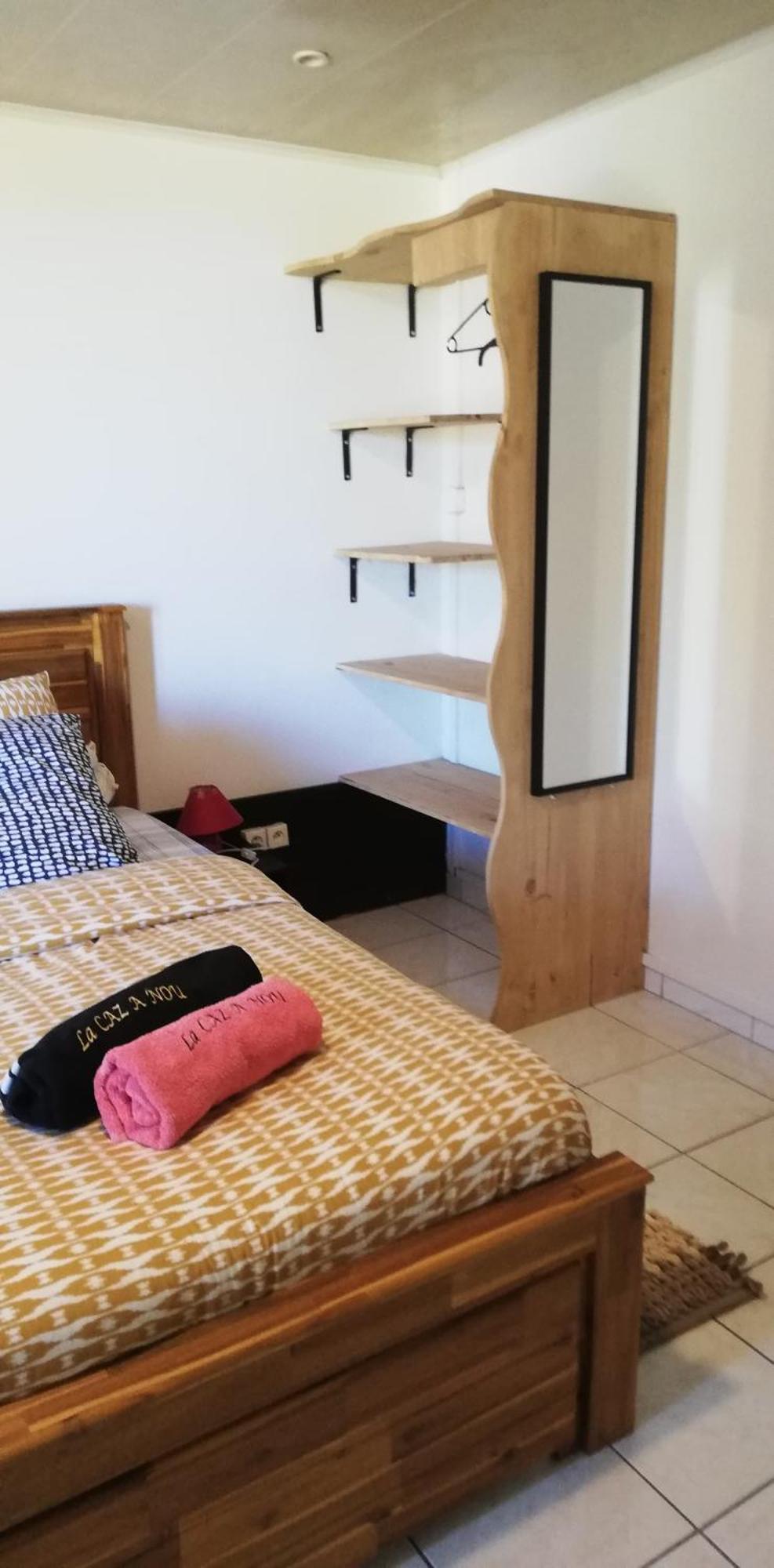 Apartamento La CAZ A NOU Saint Pierre Exterior foto